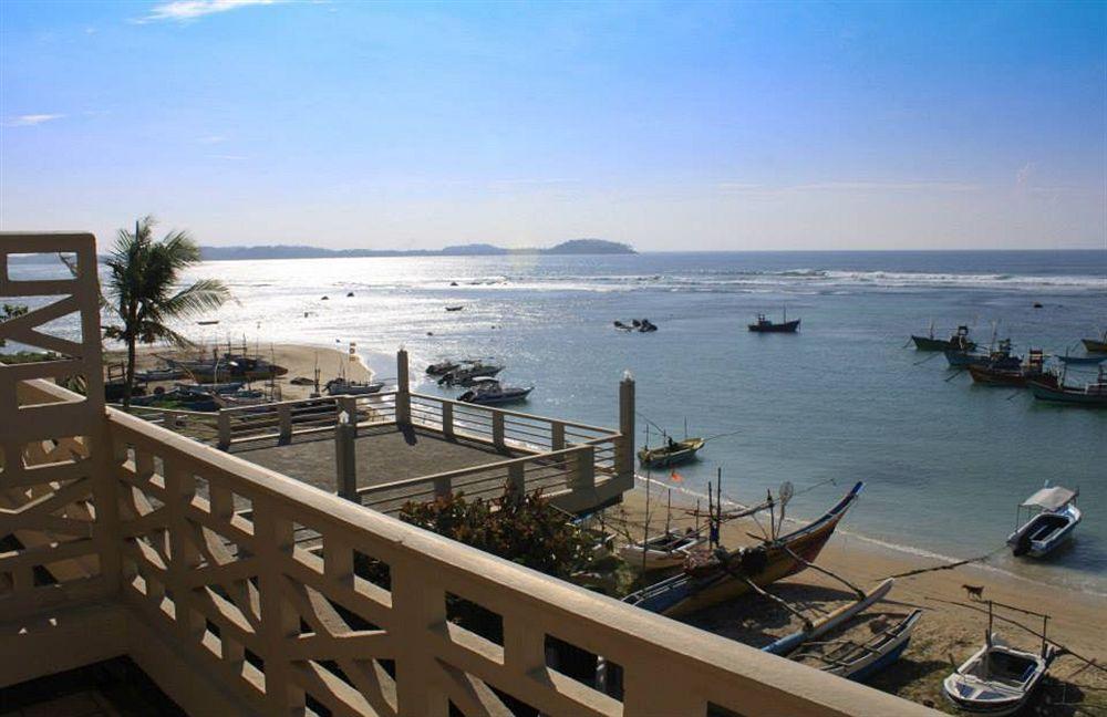Bay Beach Weligama Exteriör bild