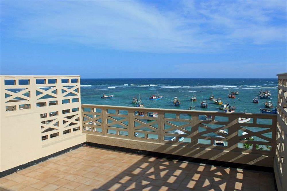 Bay Beach Weligama Exteriör bild